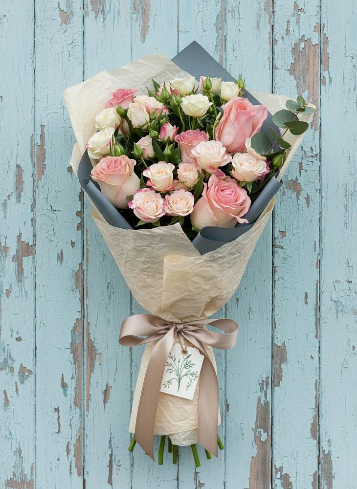 Букет цветов из: Розы в Посёлок государственного племенного завода «Константиново»