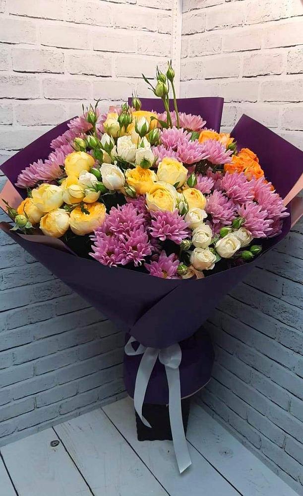 Букет цветов из: Хризантемы и Розы в Посёлок государственного племенного завода «Константиново»