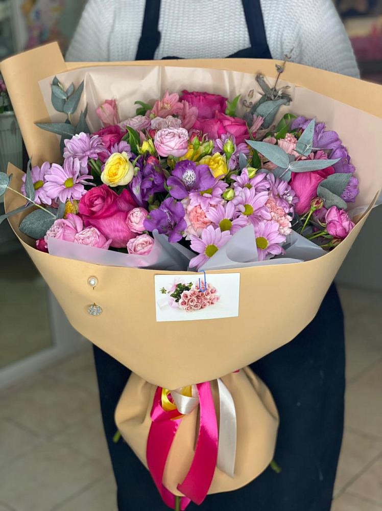 Букет цветов из: Хризантемы, Гвоздики и Альстромерии в Посёлок государственного племенного завода «Константиново»