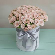 Цветочная композиция из Розы в шляпной коробке в Посёлок государственного племенного завода «Константиново»