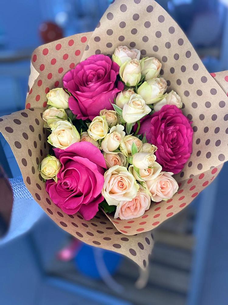 Букет цветов из: Розы в Посёлок государственного племенного завода «Константиново»