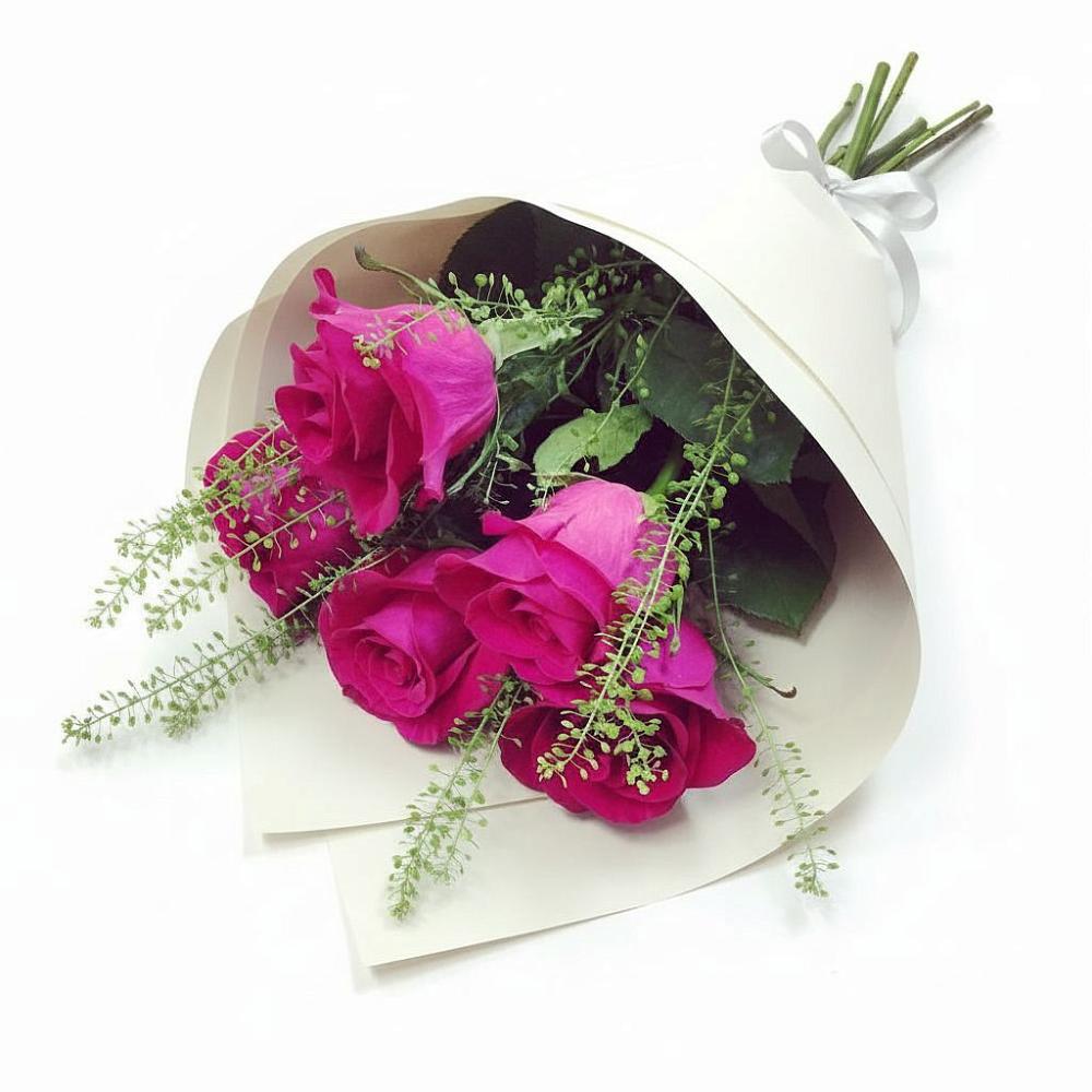 Букет цветов из: Розы в Посёлок государственного племенного завода «Константиново»