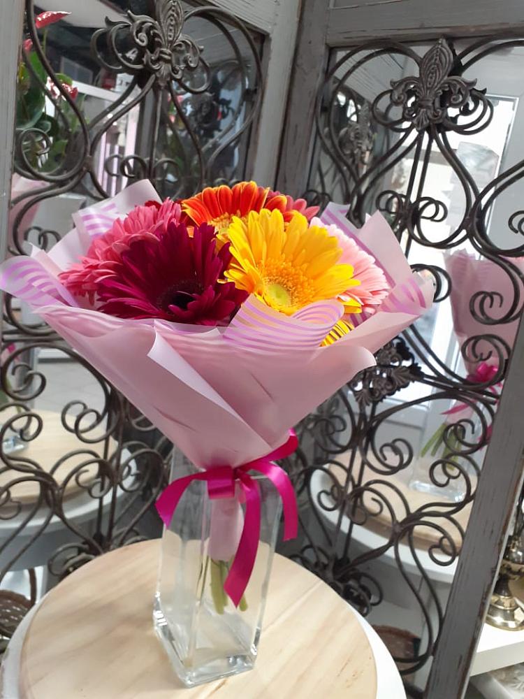 Букет цветов из: Герберы в Посёлок государственного племенного завода «Константиново»