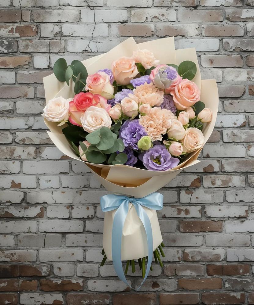 Букет цветов из: Розы, Лизиантусы и Гвоздики в Посёлок государственного племенного завода «Константиново»