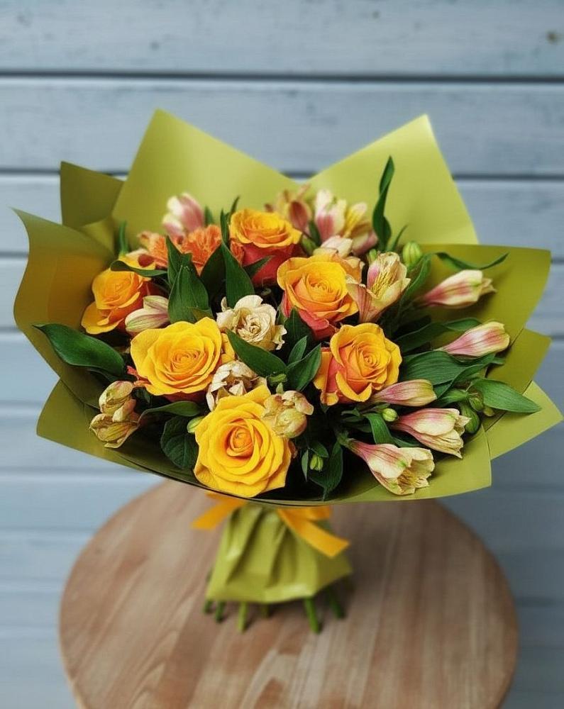 Букет цветов из: Альстромерии и Розы в Посёлок государственного племенного завода «Константиново»