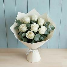 Букет Белые розы в Эвкалипте в Посёлок государственного племенного завода «Константиново»