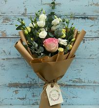 Букет цветов из:  Розы и Лизиантусы в Посёлок государственного племенного завода «Константиново»