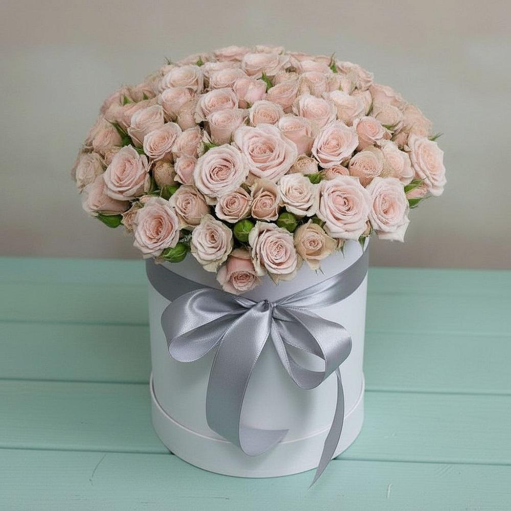 Цветочная композиция из Розы в шляпной коробке в Посёлок государственного племенного завода «Константиново»